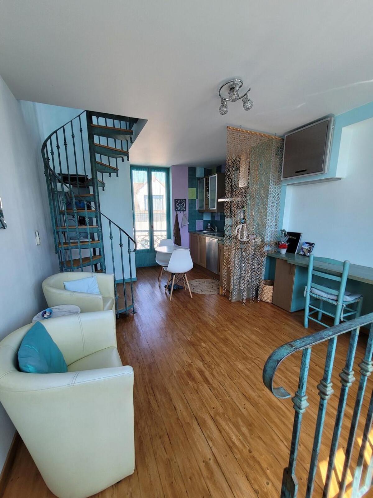 Gite Milly - 2 Studios En Coeur De Ville Номер фото